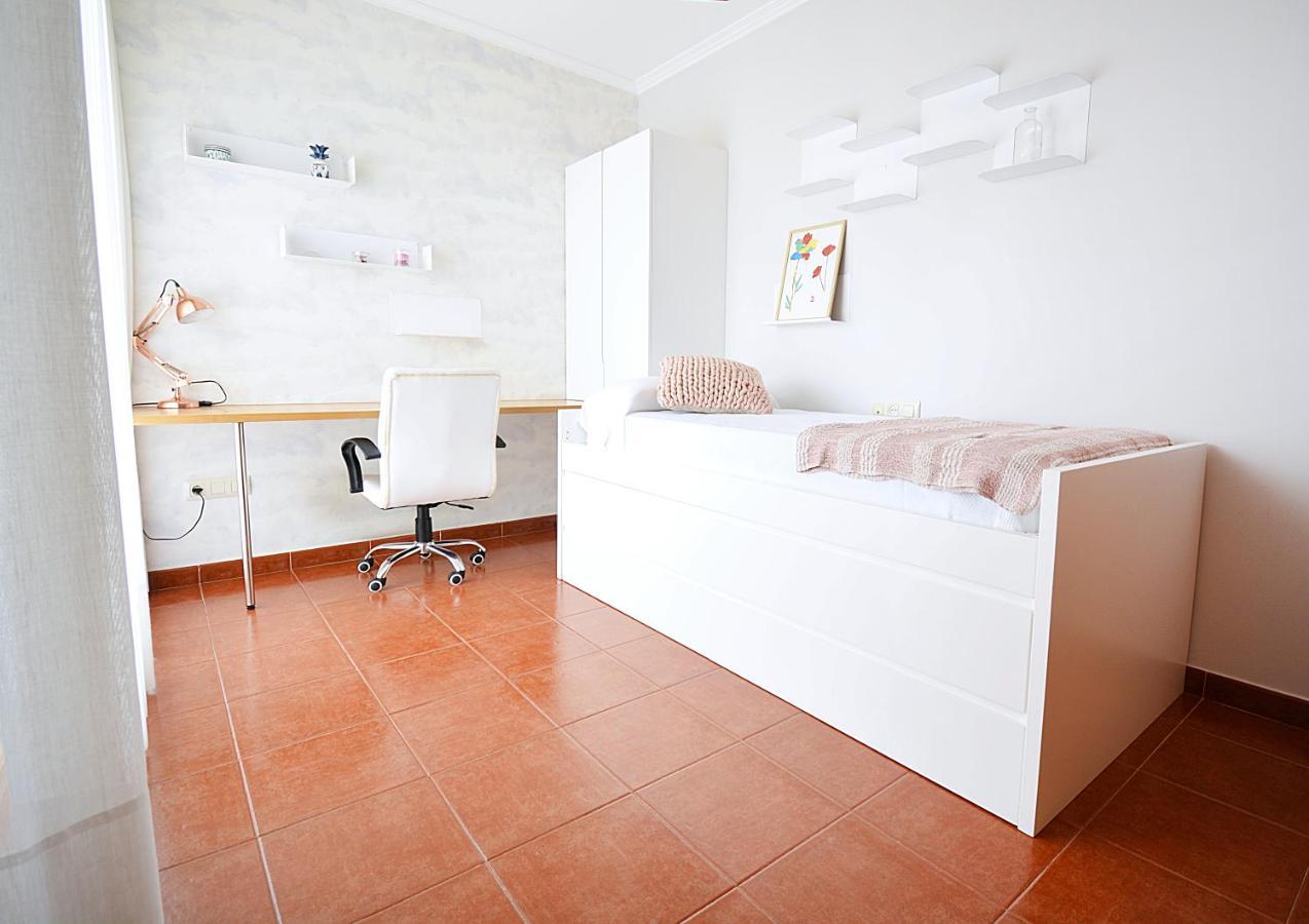Galihost - Apartamento Con Piscina En El Centro De Sanxenxo Buitenkant foto