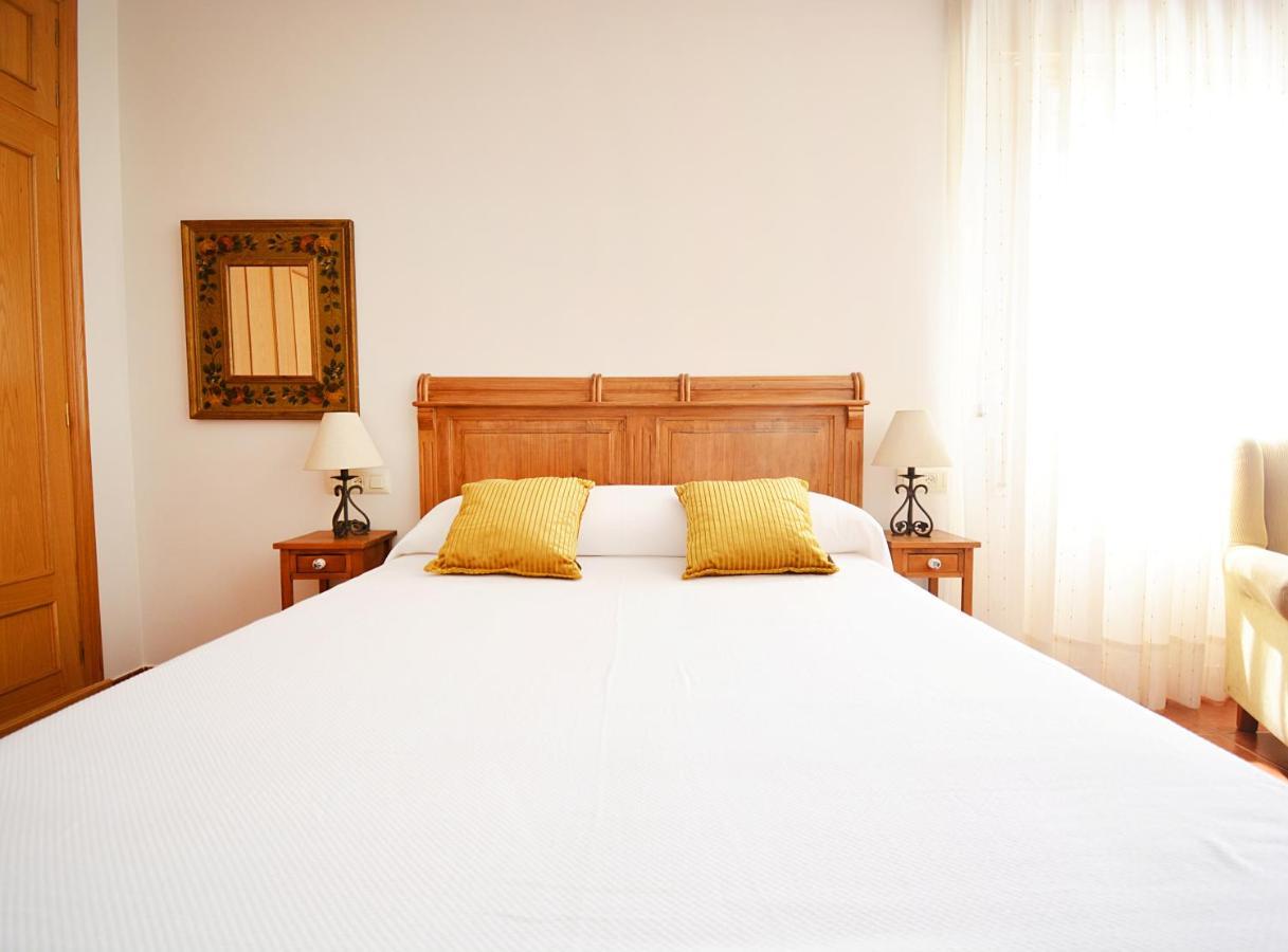 Galihost - Apartamento Con Piscina En El Centro De Sanxenxo Buitenkant foto